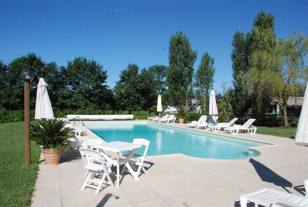 Agriturismo Fano'S Farm Suno Luaran gambar
